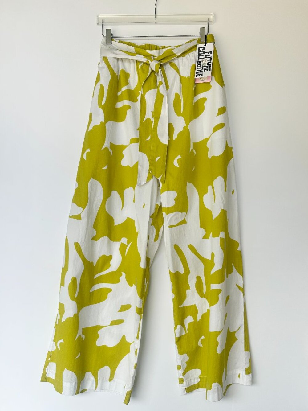Future Collective Olive White Abstract Floral Wide Leg Pants Sz XXL NWT